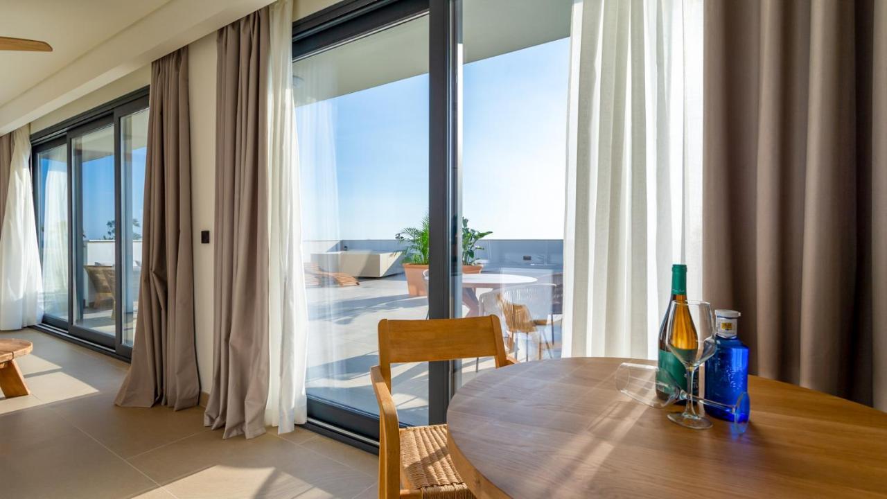 Hotel Apartamentos Hamus Кониль-де-ла-Фронтера Экстерьер фото